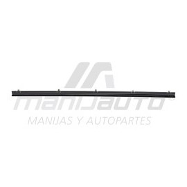 MOLDURA BOTAGUA 720 NISSAN 75026